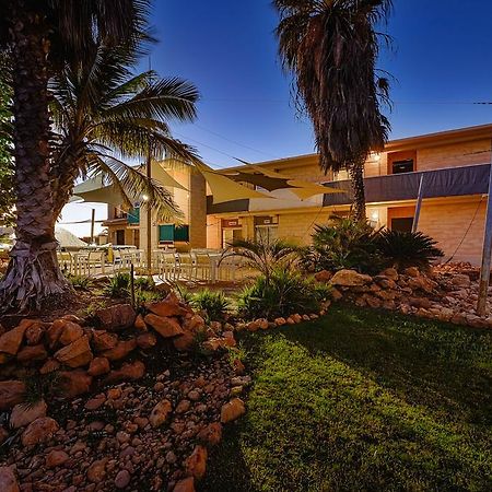 Sea Breeze Resort Exmouth Buitenkant foto