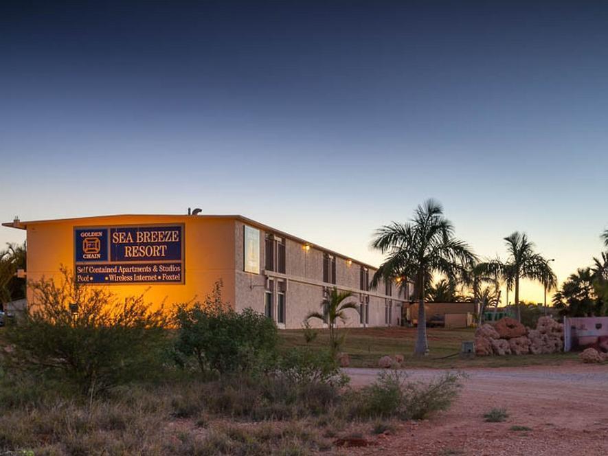 Sea Breeze Resort Exmouth Buitenkant foto