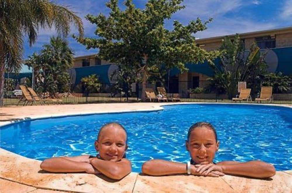 Sea Breeze Resort Exmouth Buitenkant foto